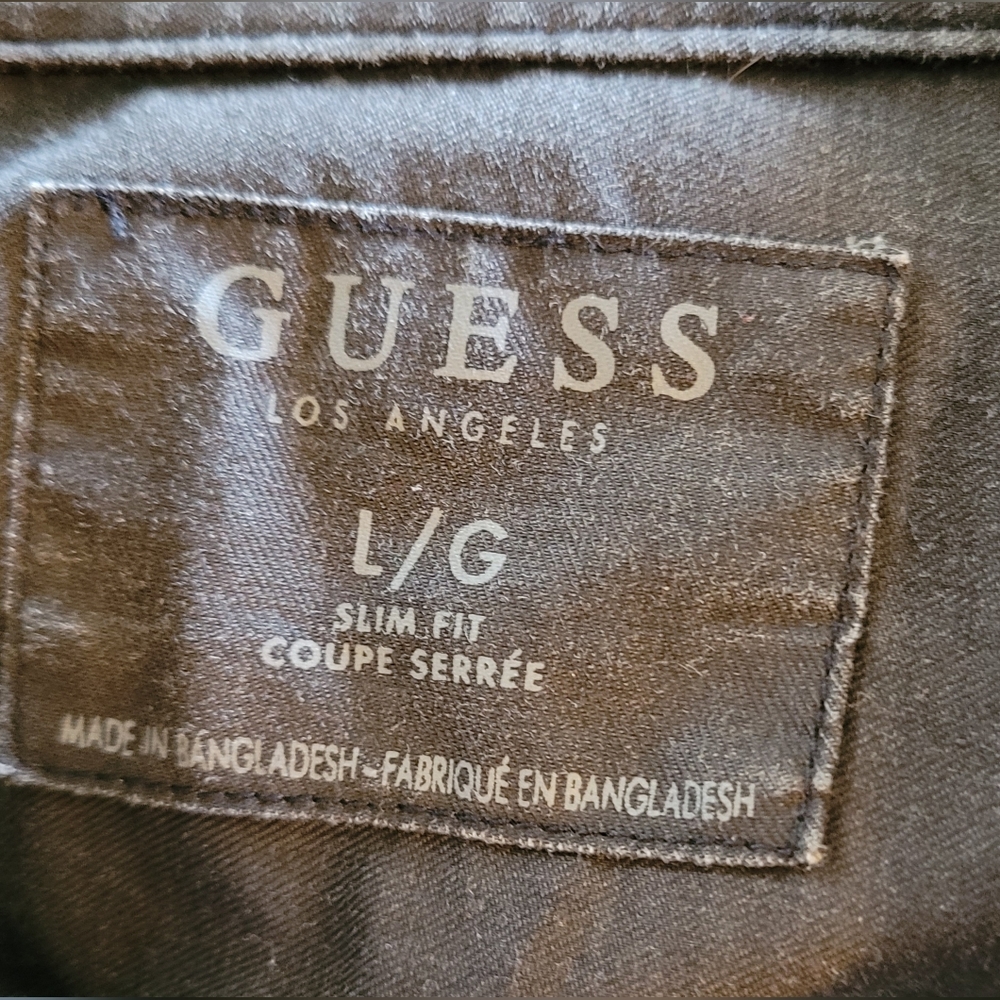 GUESS DRESS SHIRT FOR MEN (L) - Picture 2 of 5